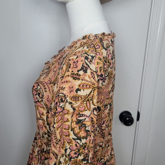 Vici Boho Paisley Peplum Tie Waist Deep V Neck Top Size Small - Picture 6 of 11